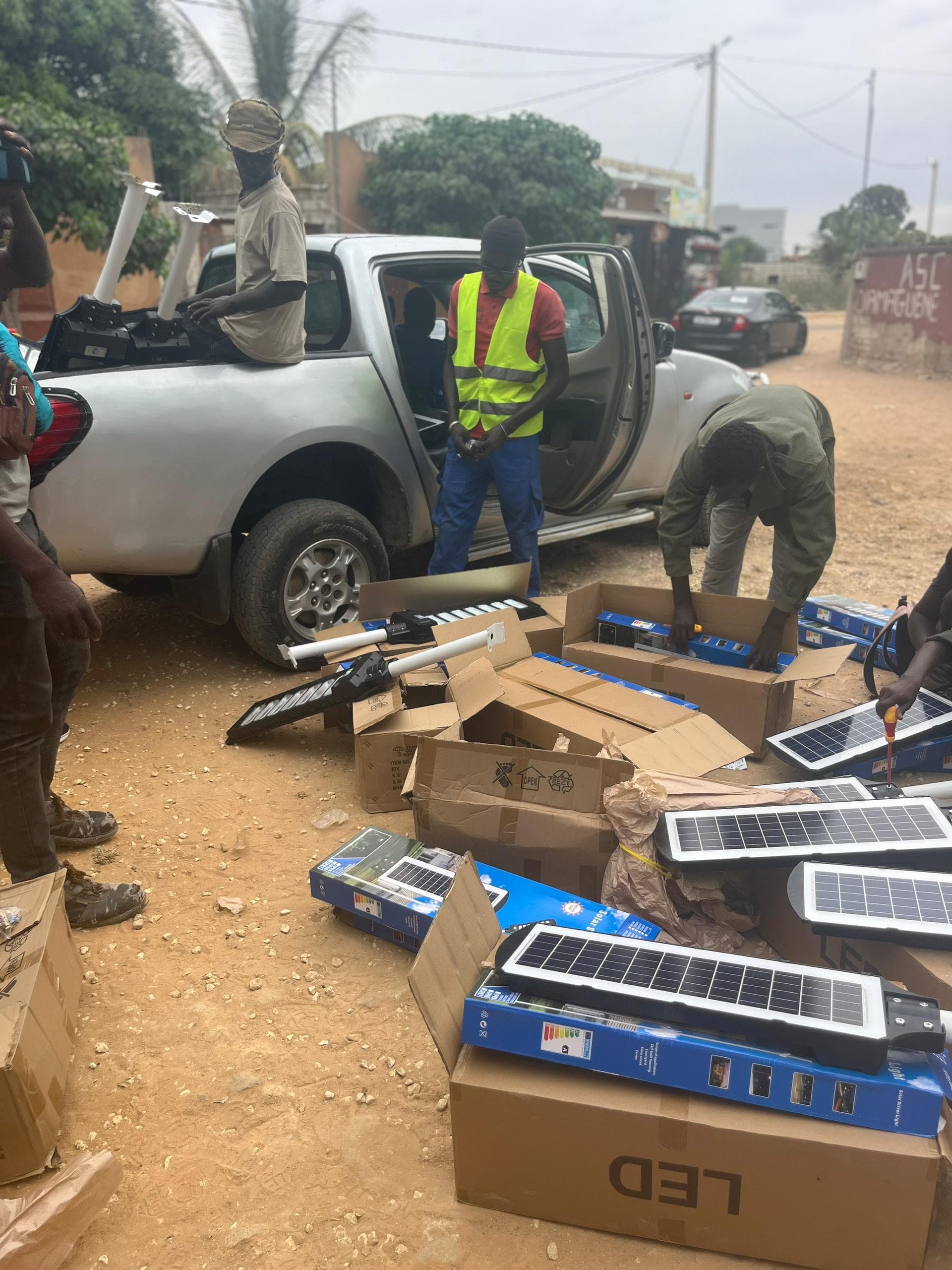 Installation de 500 lampadaires solaires - image 3